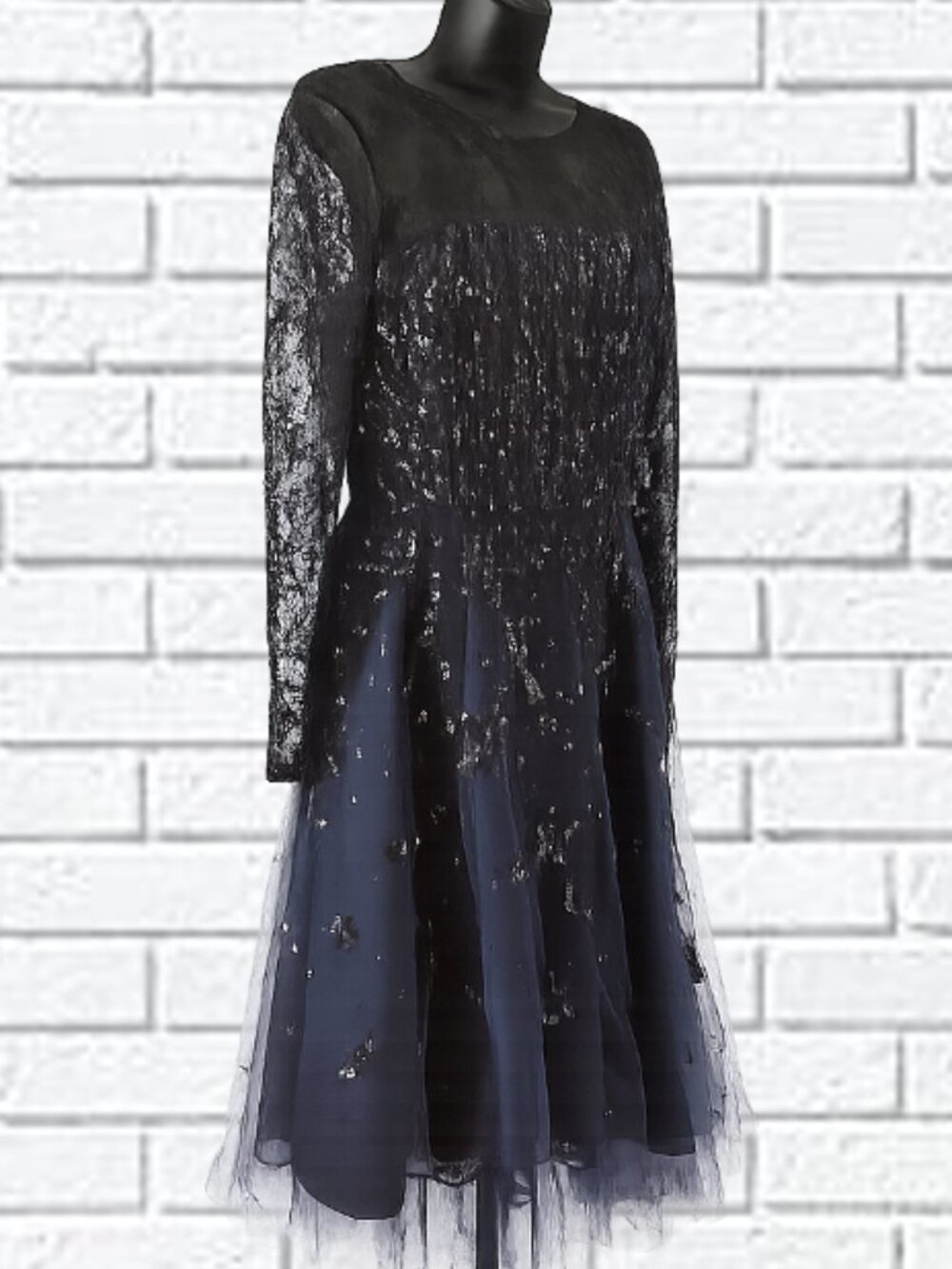 Oscar de la Renta | Sequence Lace Overlay Embellished Midi Dress